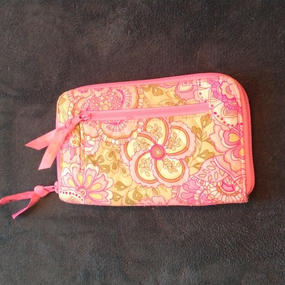 Vera Bradley Wallet - Picture 1 of 8
